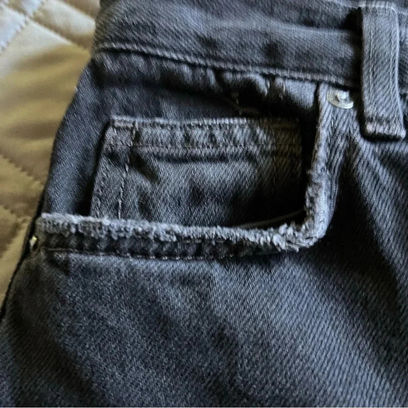 We The Free Maggie Mid Rise Washed Black Distressed Jeans Size 27 - Picture 4 of 13